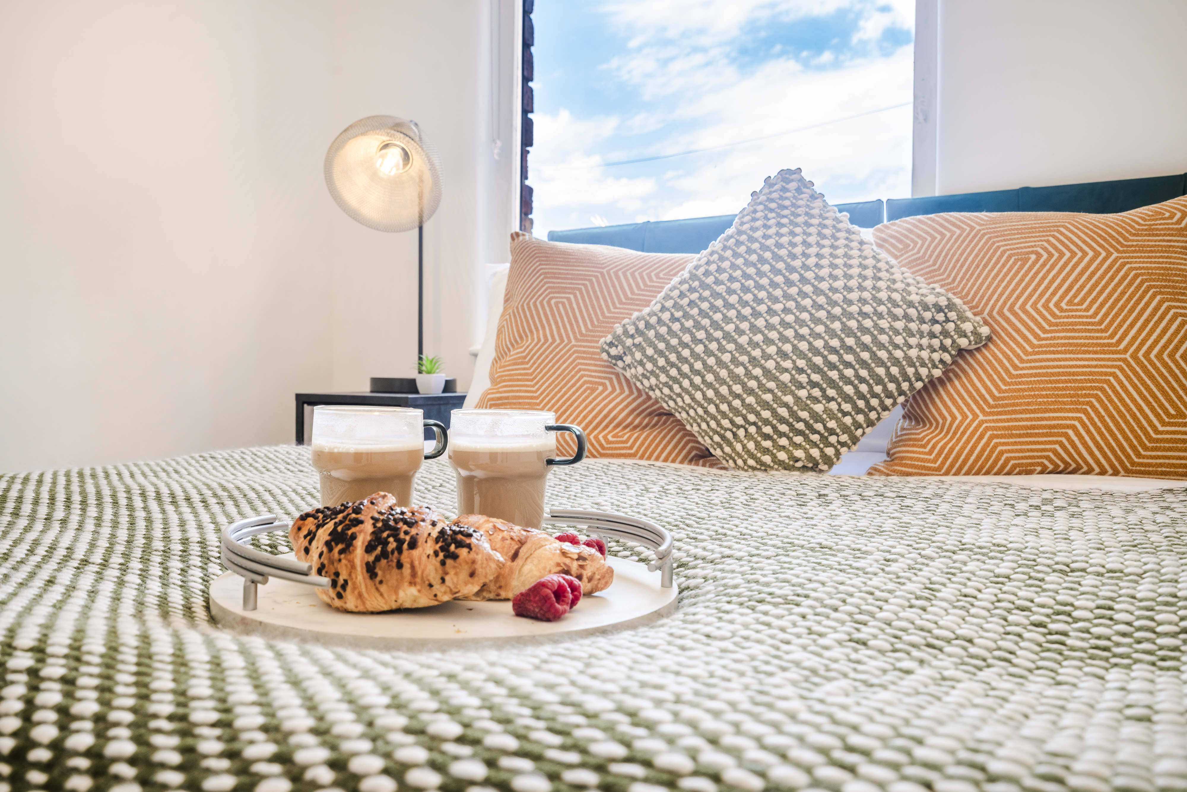 The Heron accommodation detail - serviced rental Staffordshire